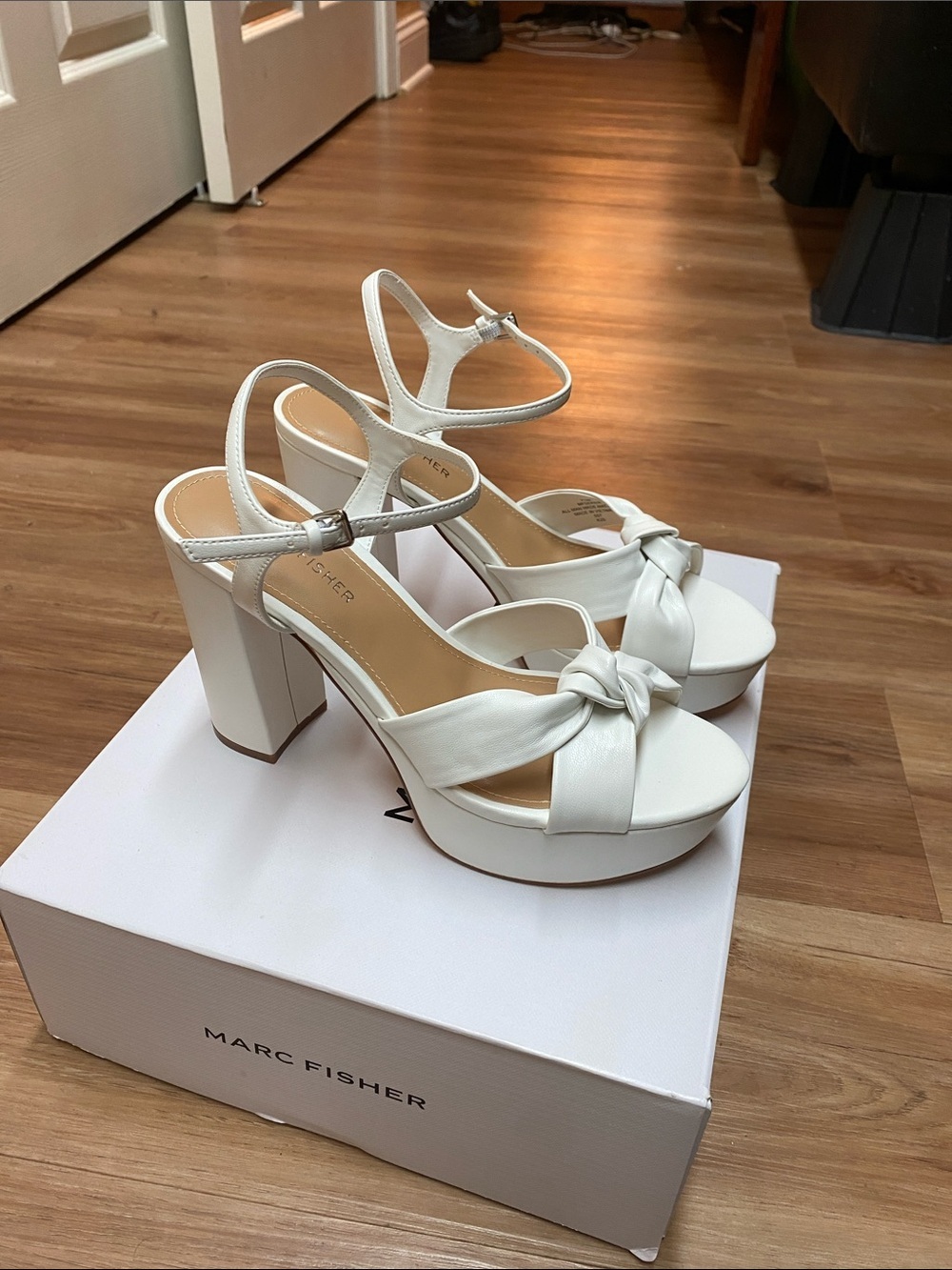 Marc Fisher Women's Deren High Block Heel Platform Sandals “White” Size 7.5M